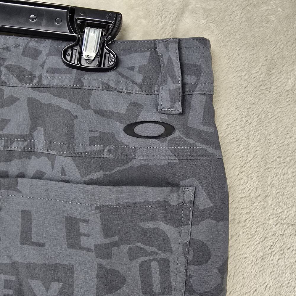 Oakley Golf Transition Ransom Short Mens 33 Gray Collage AOP Regular Fit - Picture 8 of 13